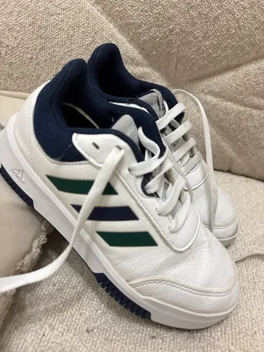 Tênis Adidas infantil ORIGINAL