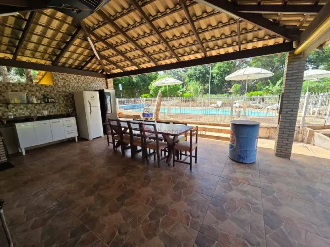 Chácara com 4 Quartos à venda, 10000 m² por R$ 1.300.000 - Estância Jockey Clube - São Jos
