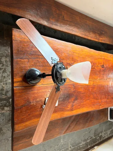 Ventilador de teto usado venti-delta