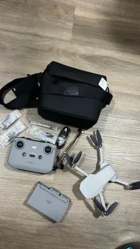 DJI Mini 4K Fly More Combo - Novo, Sem Uso, Caixa Original