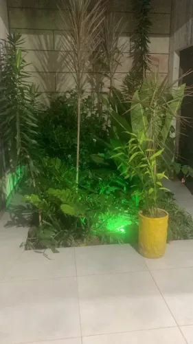 VENDO CASA COM 1 SUITE E DOIS QUARTOS