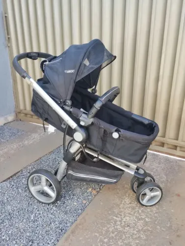 Carrinho de bebê KIDDO
