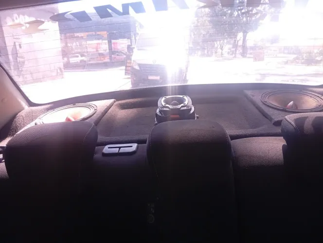 Vendo som automotivo completo