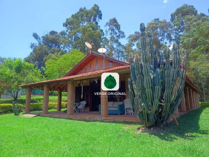 Chácara com 3 dormitórios à venda, 5000 m² por R$ 1.100.000,00 - Baú - São Bento do Sapuca