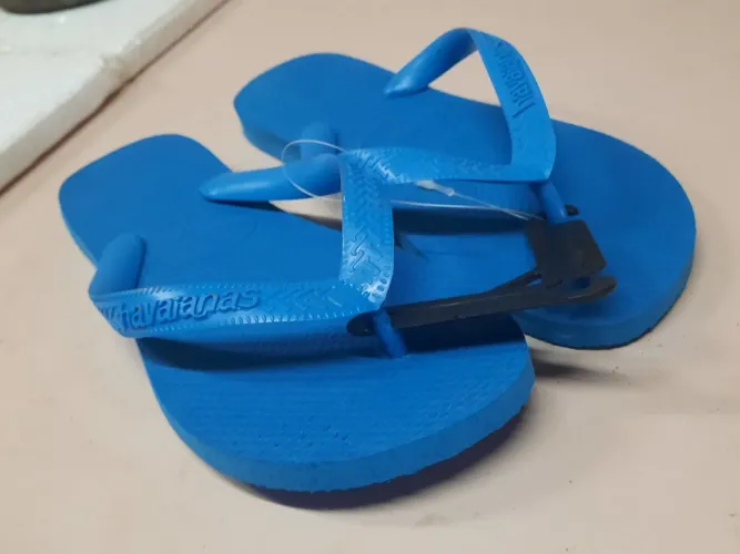 Chinelo havaianas 37-38 azul