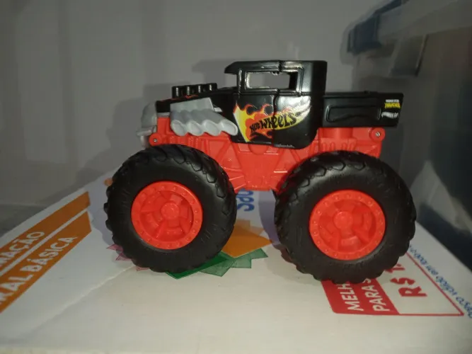 Carro Monster Truck Hotwheels