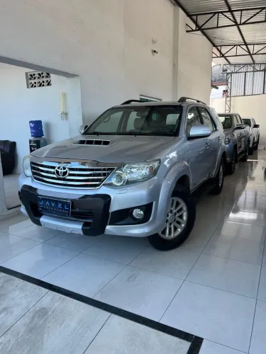 Toyota Hilux SW4 4X4 3.0 8V TB Diesel 2014