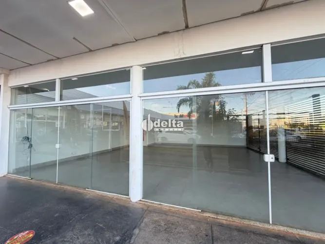 Loja Comercial disponível para locação no bairro Shopping Park em Uberlândia-MG