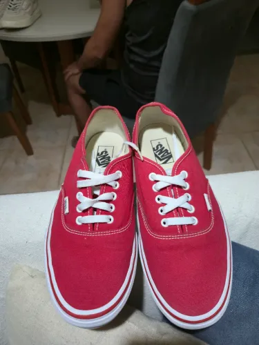 tenis vans authentic 41 vermelho