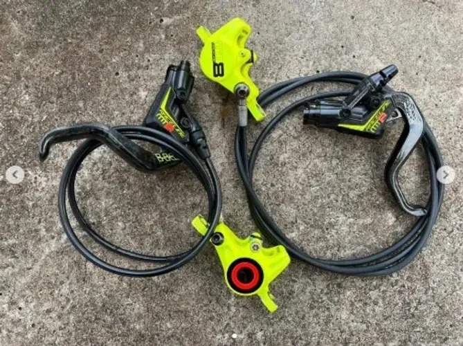 Freios Magura MT8 Raceline Carbon