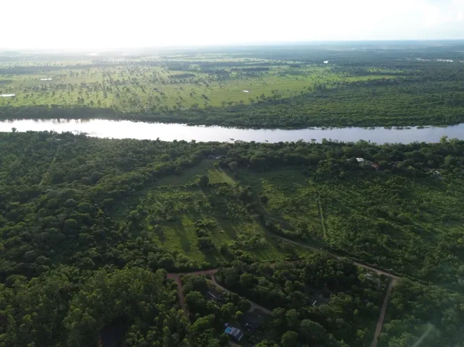 Terreno 12 hectares com 500m de beira de rio - Peixinho - Santo Antônio do Leverger - MT