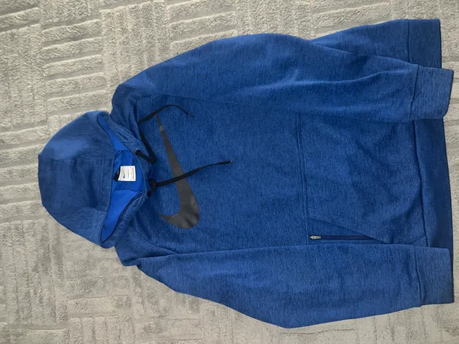 moletom Nike Therma Pullover Swoosh