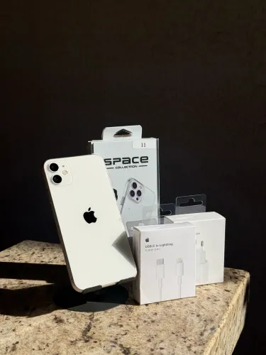 iPhone 11 128gn branco