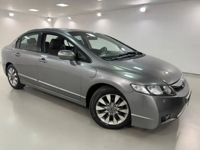 Honda Civic Sedan LXL 1.7 16V 130cv MEC 4P 2011