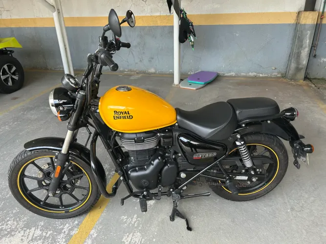 ROYAL ENFIELD METEOR 350 AMARELA - ESTADO DE ZERO KM - OPORTUNIDADE!