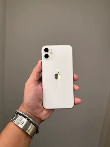 IPHONE 11 64GB TELA E BATERIA NOVA, LOJA NO RIOMAR, EM ATÉ 18x NO CARTÃO 