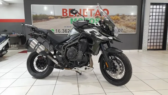TRIUMPH TIGER 1200 XCX VERDE 2019