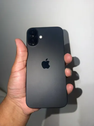16 PLUS 128 GB