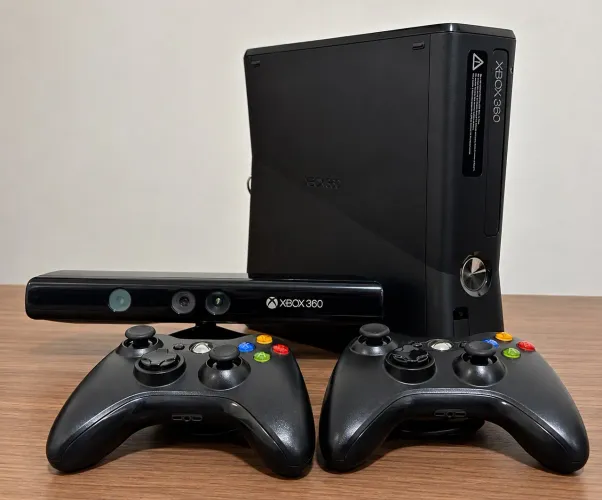 ? XBOX 360 RGH DESBLOQUEADO + AURORA + KINECT