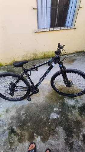 Bike aro 29 semi nova,banco gios,guidao voador