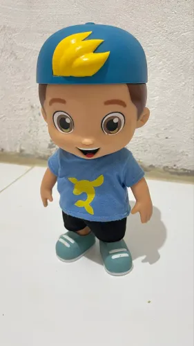 Boneco Lucas Neto 