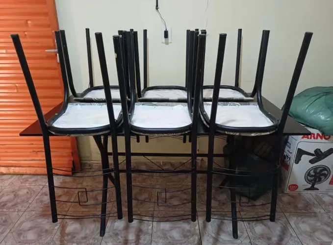 TROCO MESA POR SOFÁ