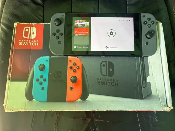 Nintendo Switch V1 Desbloqueado + 4 Jogos Físicos + Vários jogos instalados
