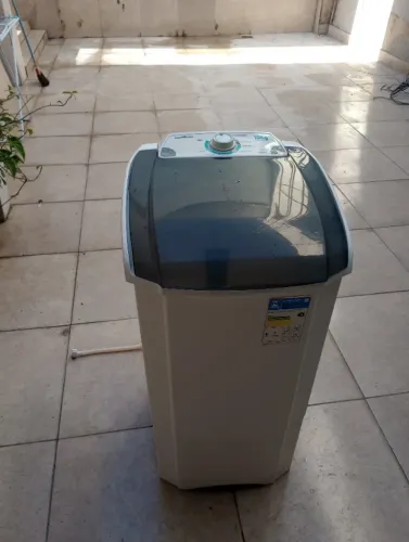 Lavadora Britânia 10kg BLR03 110V Semiautomática branca