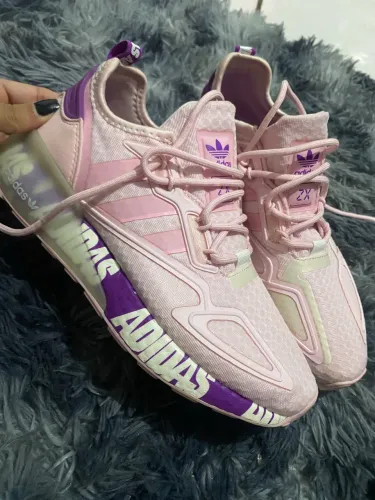 Tênis Adidas