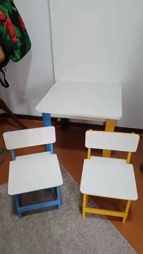 Mesa infantil madeira