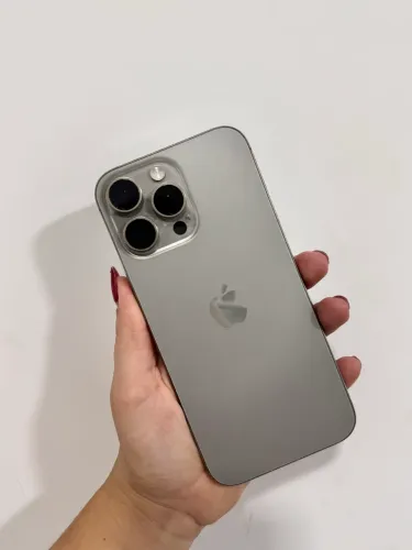 iPhone 16 pro Max 97% bateria - Somente venda