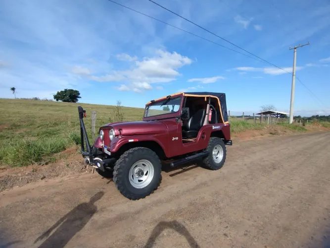 Willys Overland Jeep 2.6 12V Gasolina 2P 1958