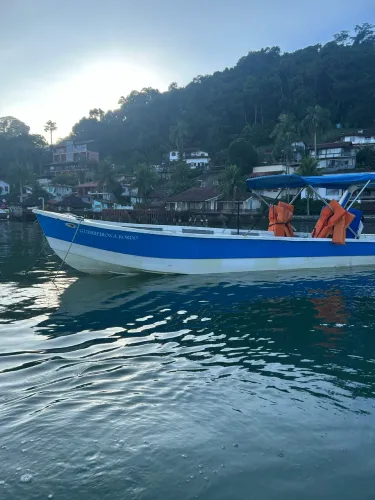 Bote de fibra - excelente oportunidade 