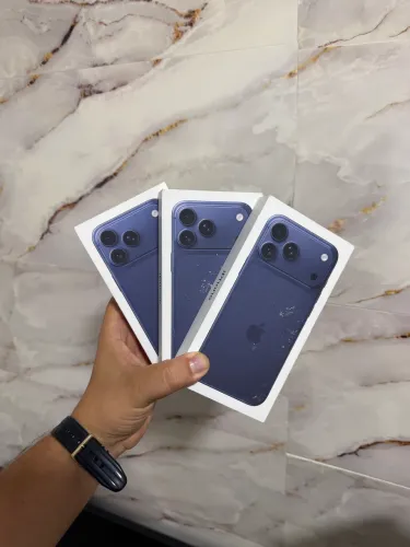 IPHONE 17 PRO MAX LACRADO