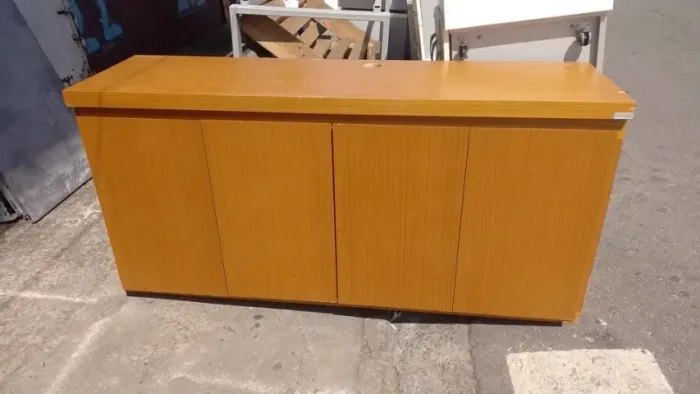 Balcão/Buffet em madeira