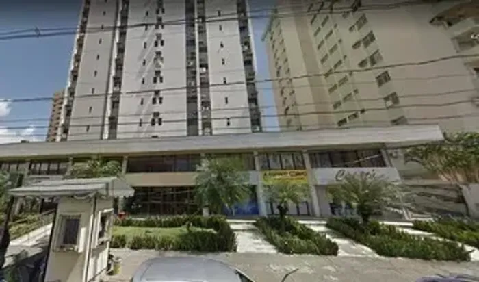 ELOISA ALUGA SALA COMERCIAL MOBILIADA NO ED. WAAL STREET em São Brás - Belém - PA