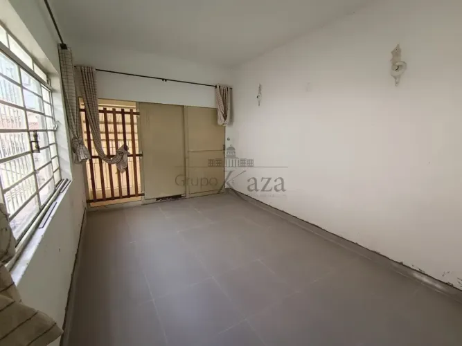 Oportunidade - Casa - Jardim Bela Vista - 2 Dormitórios - 200m².