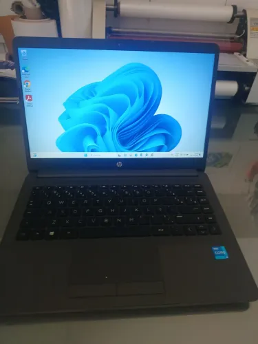 HP i5 11geh oportunidade