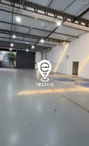 GALPÃO DE 1.000 M² PARA LOCAÇÃO NO CAMBUCI!