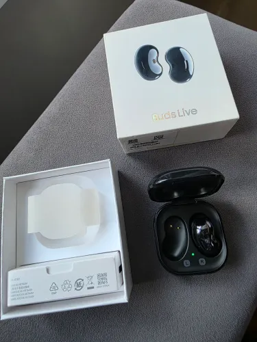 Galaxy Buds Live Fone Samsung com Caixa Carregadora (Somente Lado Direito)