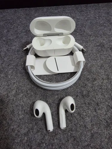 Apple Air Pods 3 com acessórios originais
