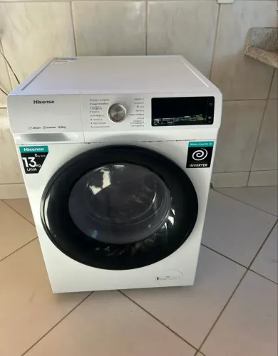 Lava e Seca Hisense 13kg (lava) / 8kg (seca)
