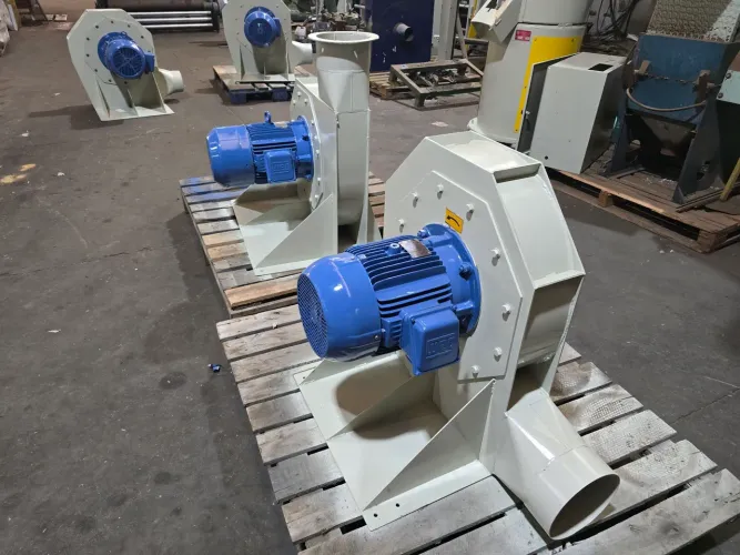 2 VENTILADORES DE 10 CV