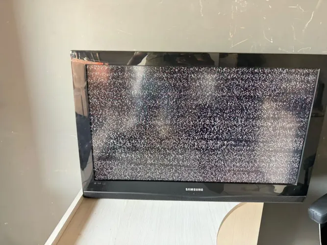 Televisão Samsung 37 polegadas não é sinal digital precisa do conversor ((ENTREGO GRATIS))