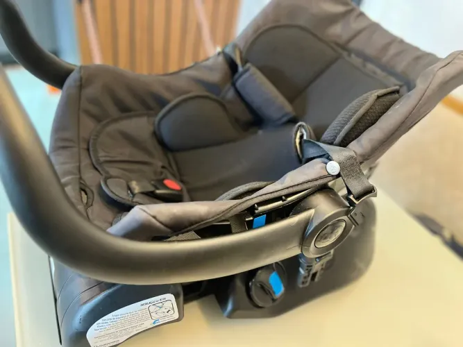 Vendo carrinho de bebê  Dzieco vulcanização 360