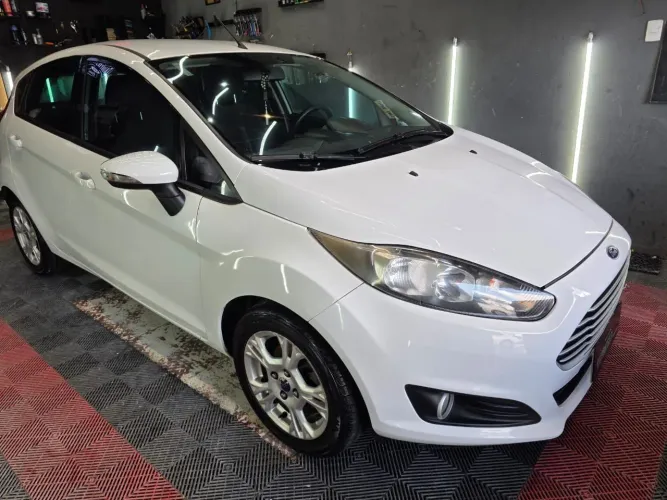 Ford Fiesta 1.6 16V Flex Mec. 5P 2016