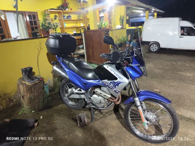 Vendo ou troco por carro do meu interesse não abaixo valor 