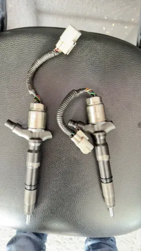 BICO INJETOR HILUX 2014