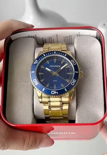 Relógio Mondaine unissex dourado