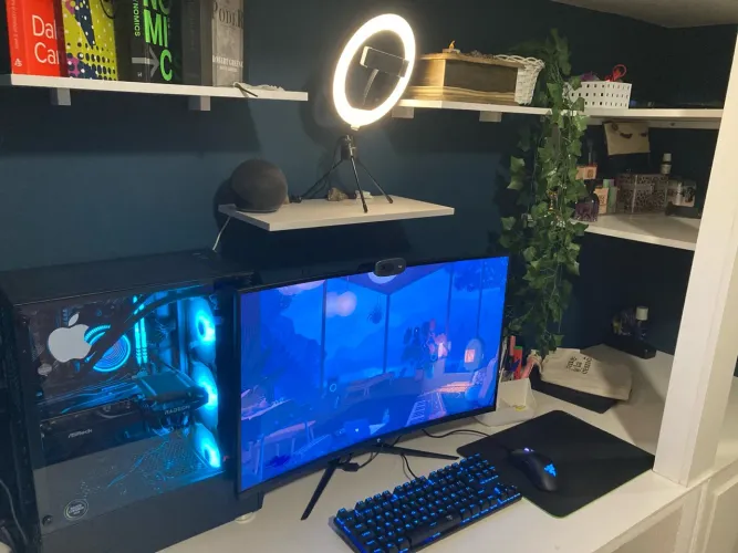 PC Gamer Ryzen 7 5700X + RX 6600 8GB